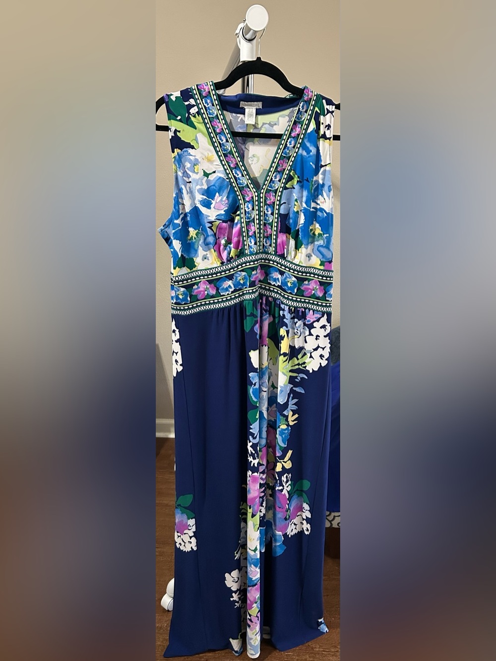 Neck Flowy Maxi Dress
